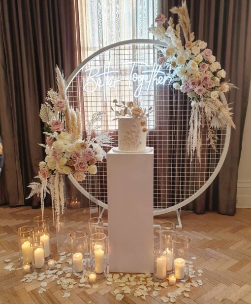 White Round Mesh Screen - Image 3