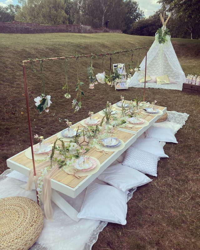boho-low-picnic-table-magicflowerseventrentals-event-and-party
