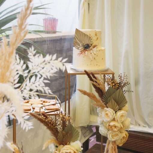 Gold Mirror Stand - Image 5