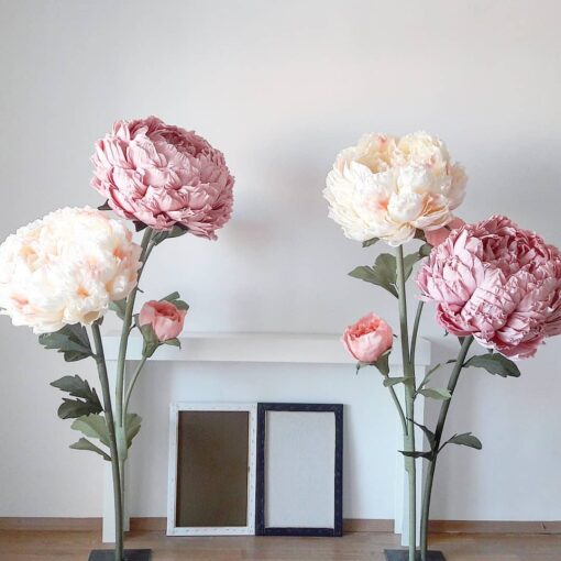 4 Flowers & Buds