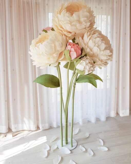 Ivory Garden Blooms