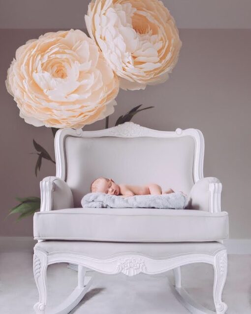 2 Mini Ivory Flowers on metal base - Image 2