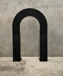 image of a Black Half Ripple Arch