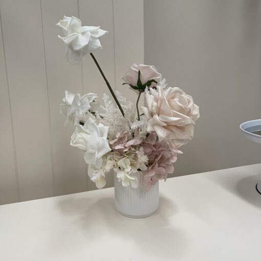 White, pink & pampas faux flower cenerpiece