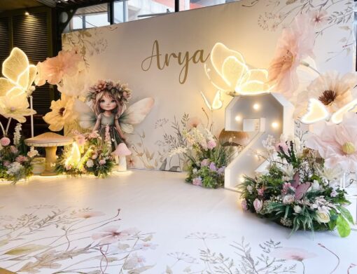 Arya in Wonderland Package