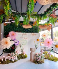 Flutter & Twirl Garden