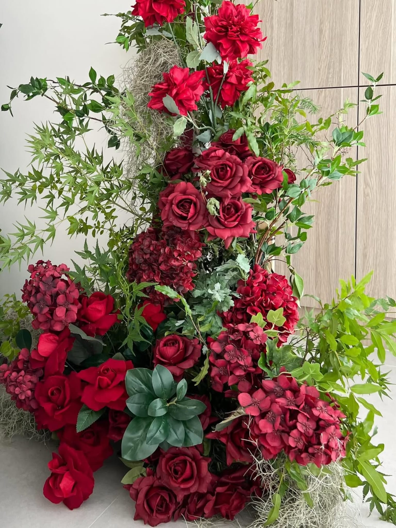 Burgundy Rose Luxury Package - Image 2