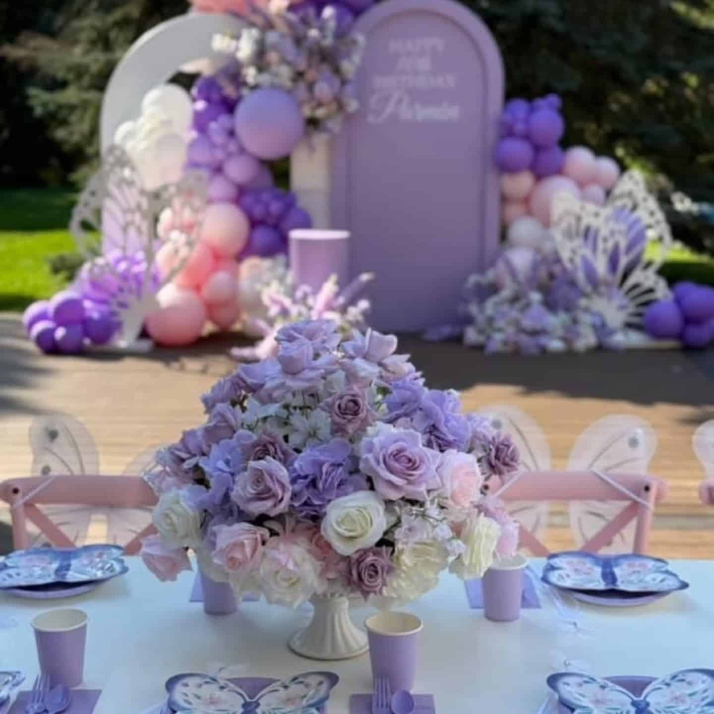 Butterfly Floral Centrepiece - Image 2